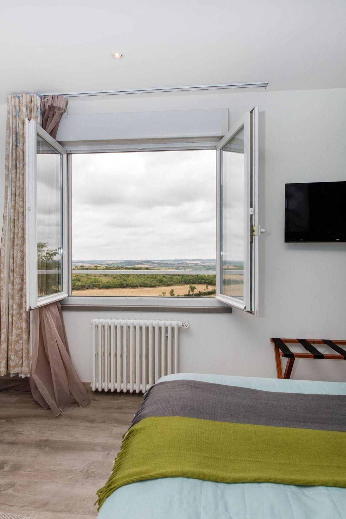 Auberge Du Poids Public Logis Hotel Saint-Felix-Lauragais ภายนอก รูปภาพ