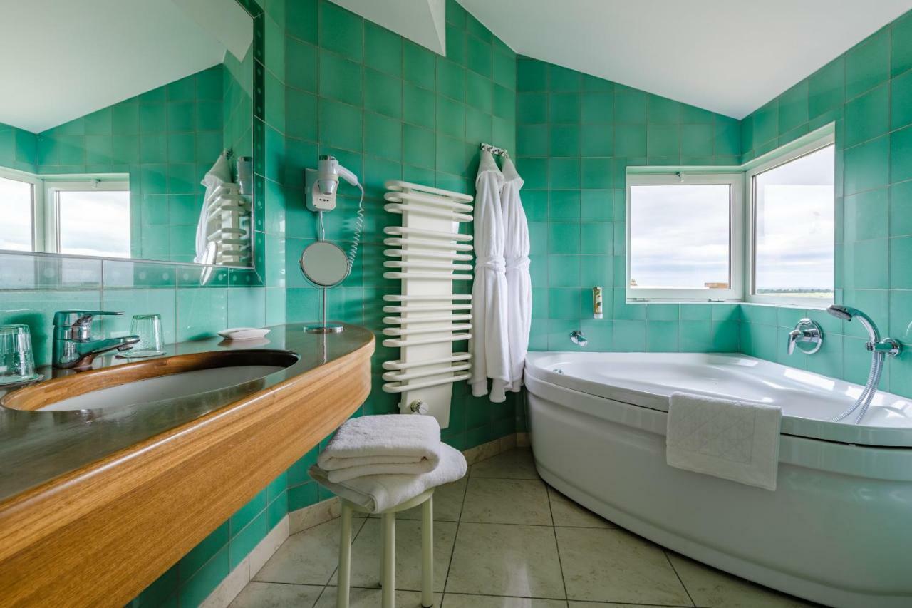 Auberge Du Poids Public Logis Hotel Saint-Felix-Lauragais ภายนอก รูปภาพ